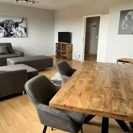 Neustaedter Hof Garni מלון Neustadt am Rübenberge