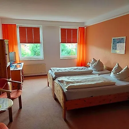 Neustaedter Hof Garni Hotel Neustadt am Rubenberge