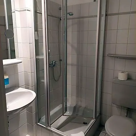 Neustaedter Hof Garni Hotel Neustadt am Rubenberge