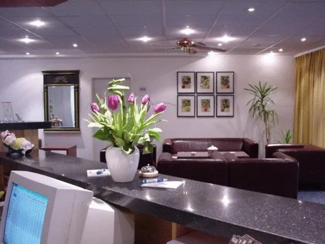 Ξενοδοχείο Neustaedter Hof Garni