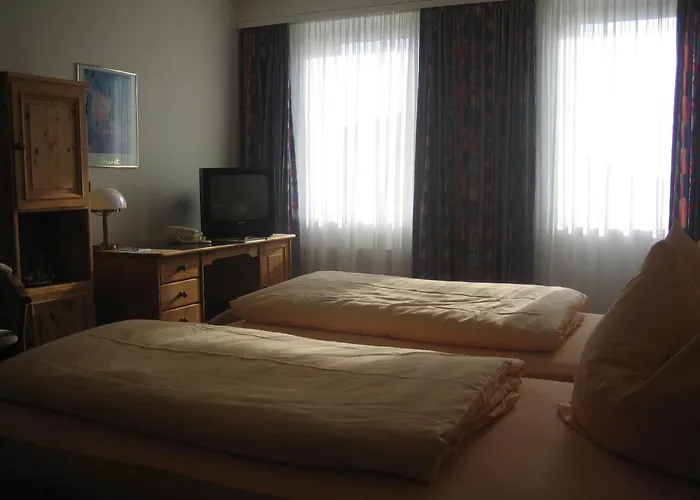 Neustaedter Hof Garni Ξενοδοχείο 3*