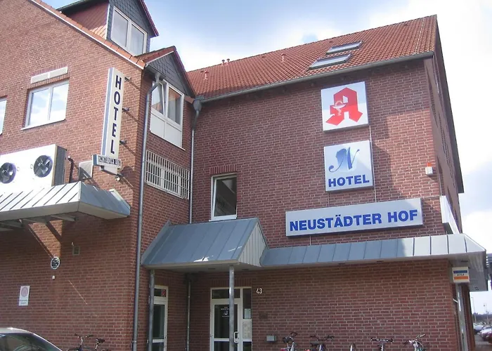 Ξενοδοχείο Neustaedter Hof Garni 3*